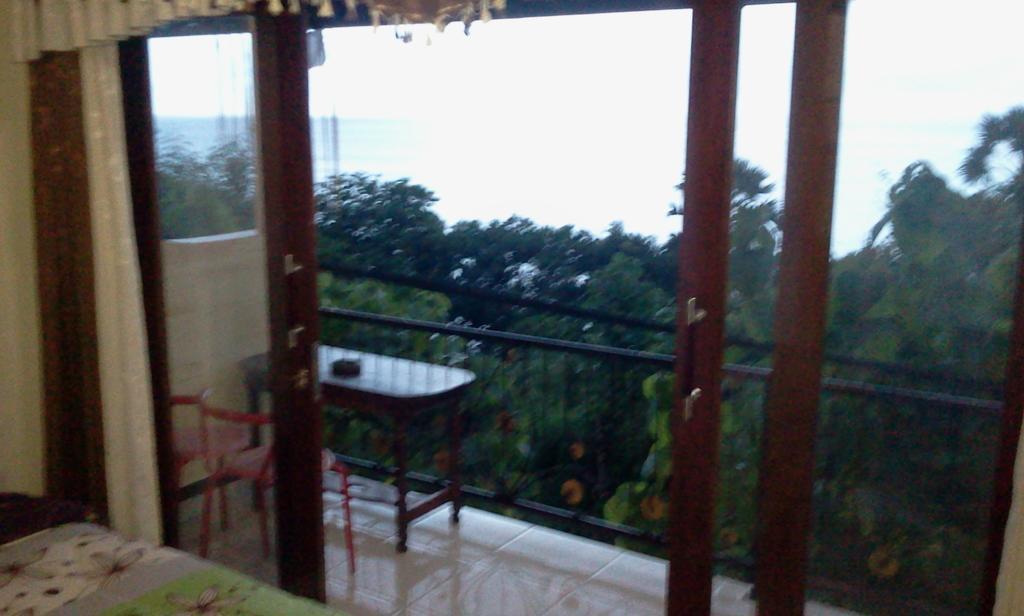 Sri Homestay Amed Exterior foto